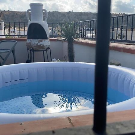 סן ויטו לו קאפו Apartment With Terraces And Private Jacuzzi - San Vito 400M From Beach מראה חיצוני תמונה