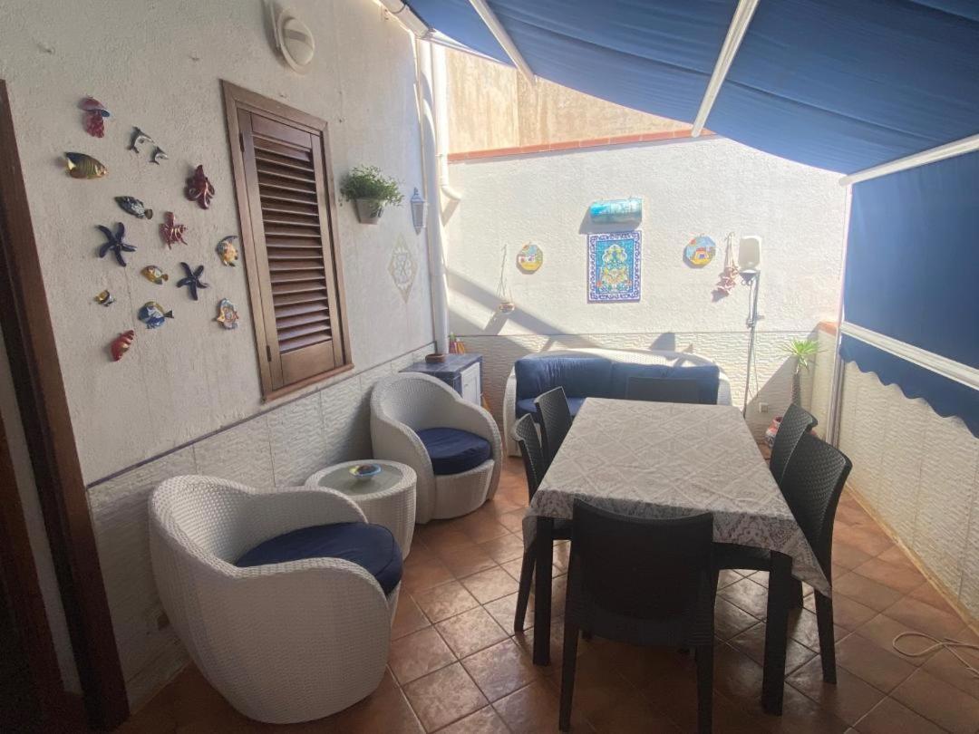 סן ויטו לו קאפו Apartment With Terraces And Private Jacuzzi - San Vito 400M From Beach מראה חיצוני תמונה